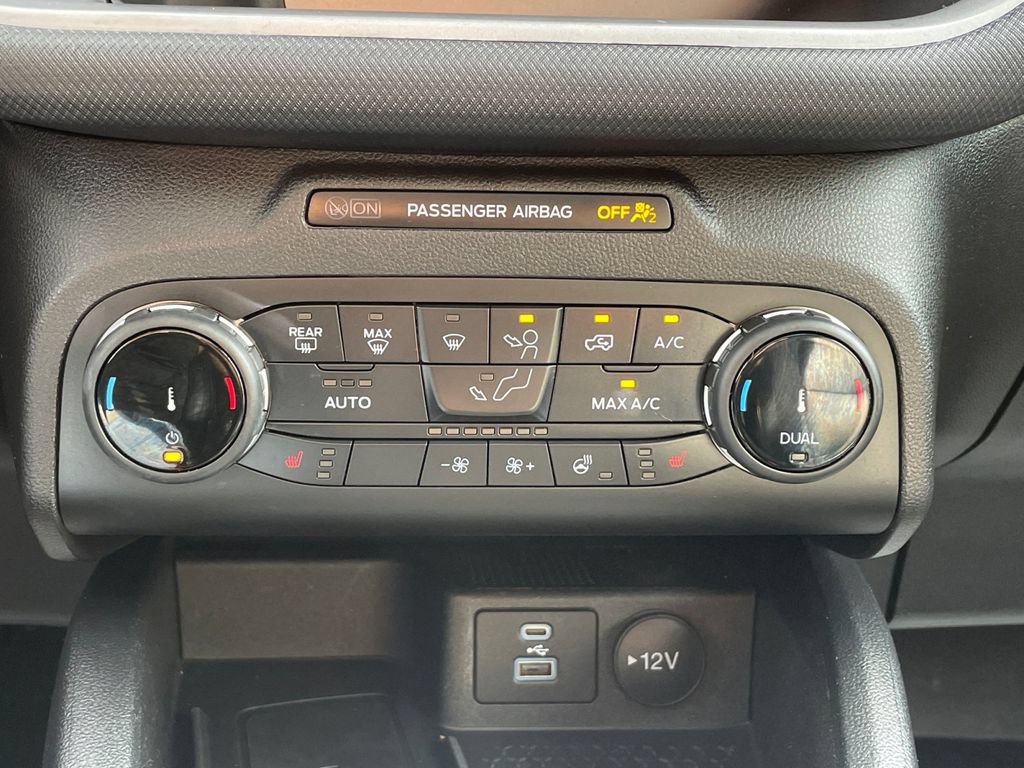 Certified 2022 Ford Bronco Sport Outer Banks w/ Tech Package AWD/4WD image 28