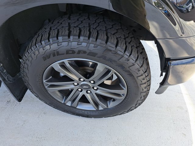 Certified 2021 Ford F150 Lariat w/ Equipment Group 502A High image 25