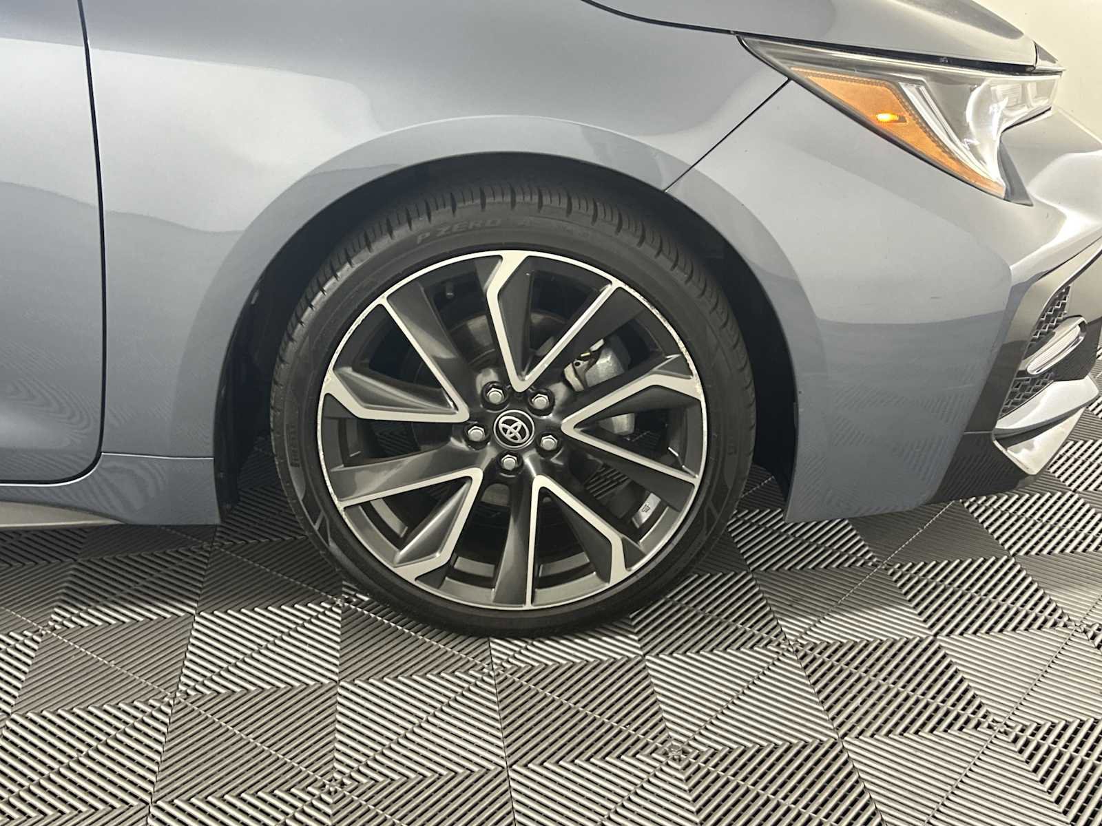 Used 2021 Toyota Corolla SE FWD image 14