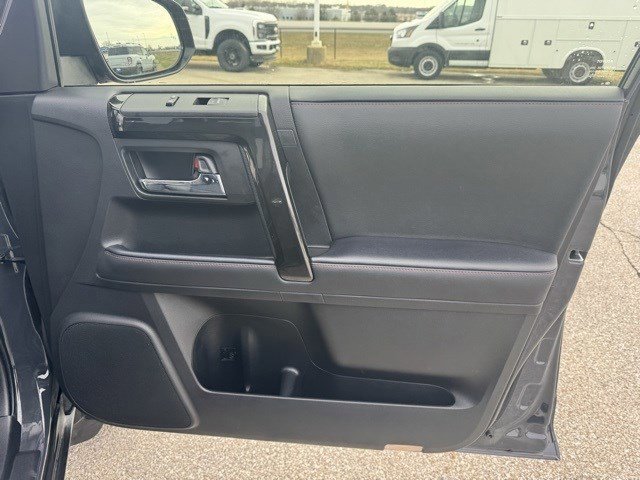Used 2024 Toyota 4Runner TRD Off-Road Premium image 36