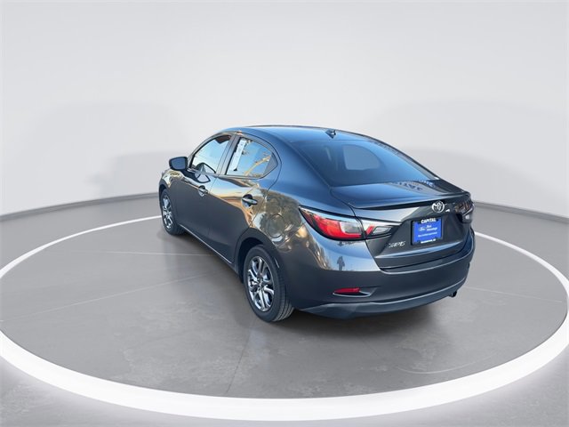 Used 2020 Toyota Yaris LE image 4