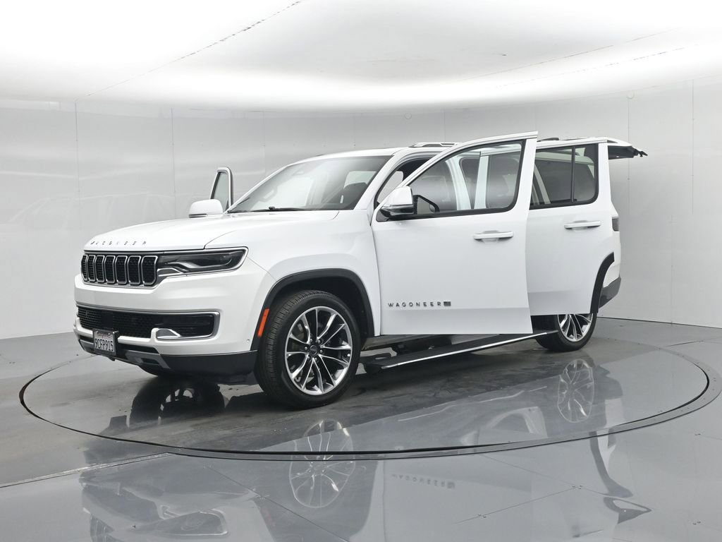 Used 2022 Jeep Wagoneer Series III w/ Premium Group I image 40