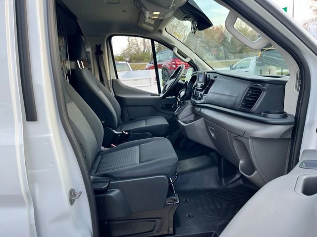 Certified 2025 Ford Transit 250 Low Roof w/ Exterior Upgrade Package RWD image 19
