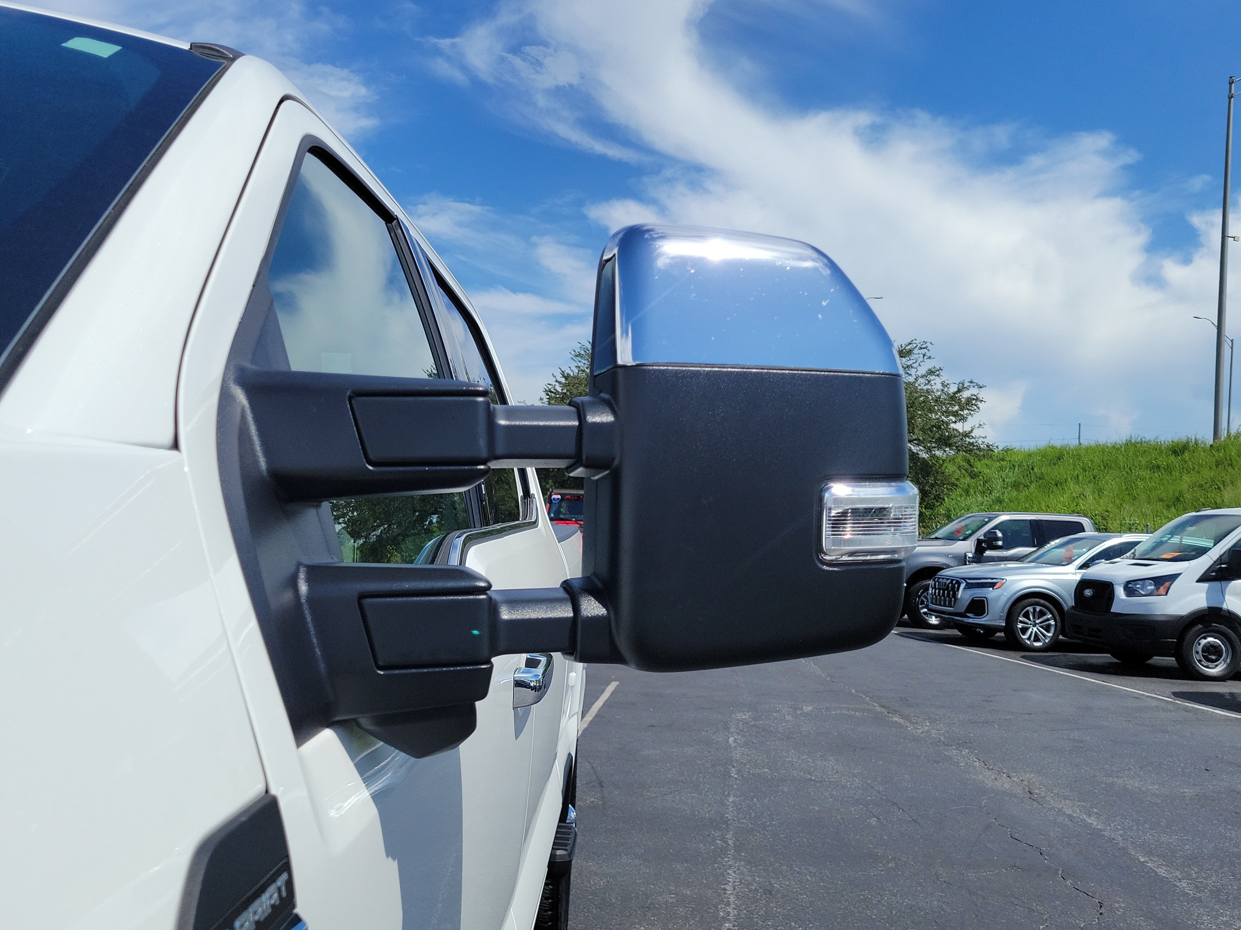 Certified 2026 Ford F250 Lariat w/ Chrome Package AWD/4WD image 4