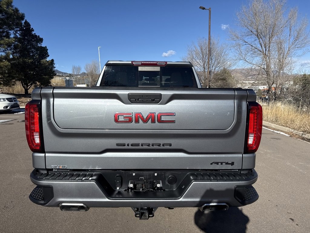 Used 2022 GMC Sierra 1500 AT4 w/ AT4 Preferred Package image 6