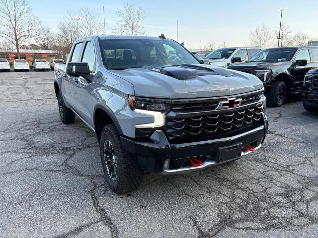Used 2025 Chevrolet Silverado 1500 ZR2 w/ Technology Package image 7