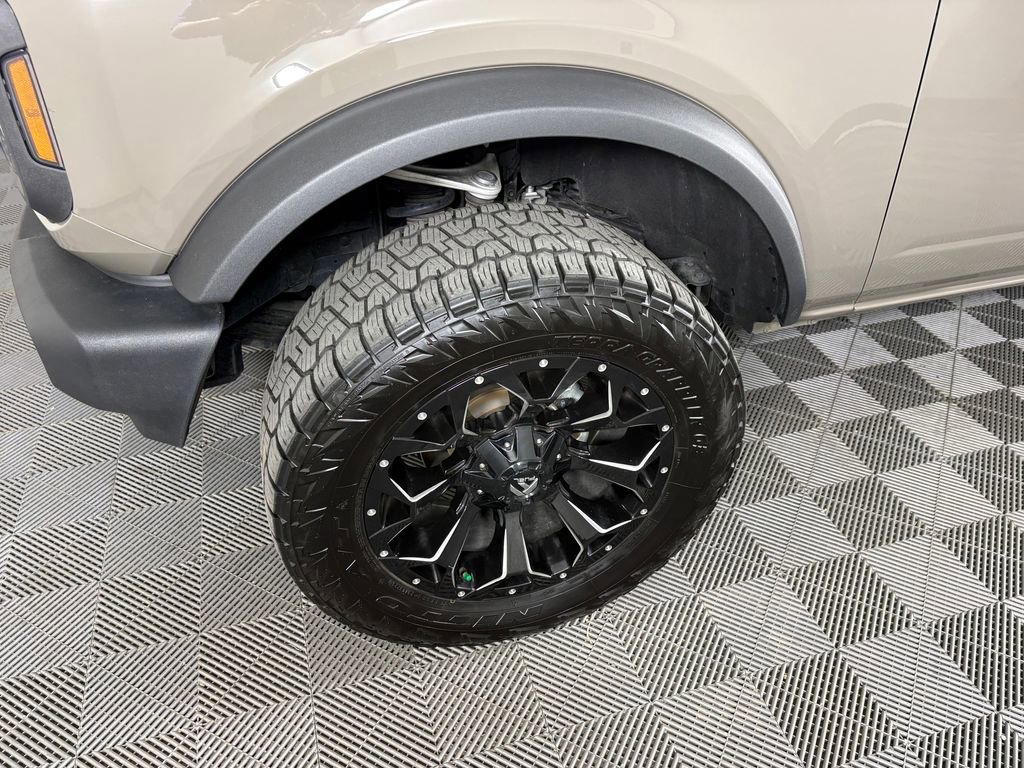 Certified 2025 Ford Bronco 2-Door AWD/4WD image 9
