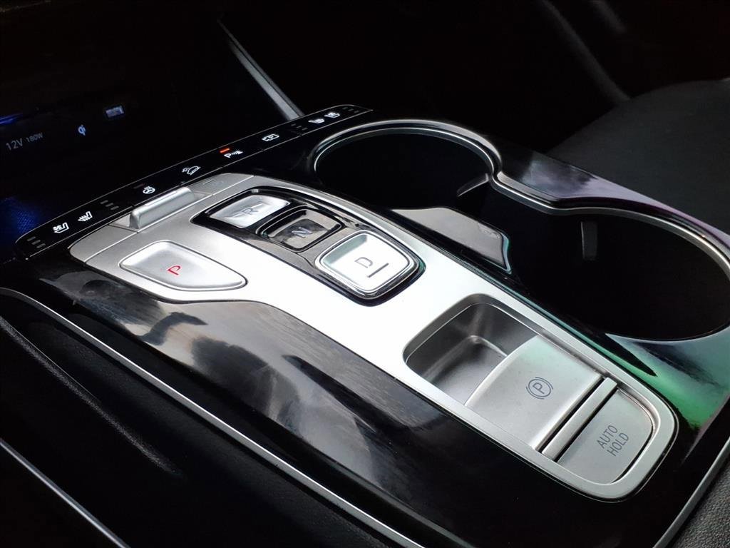 Used 2022 Hyundai Tucson Limited image 19