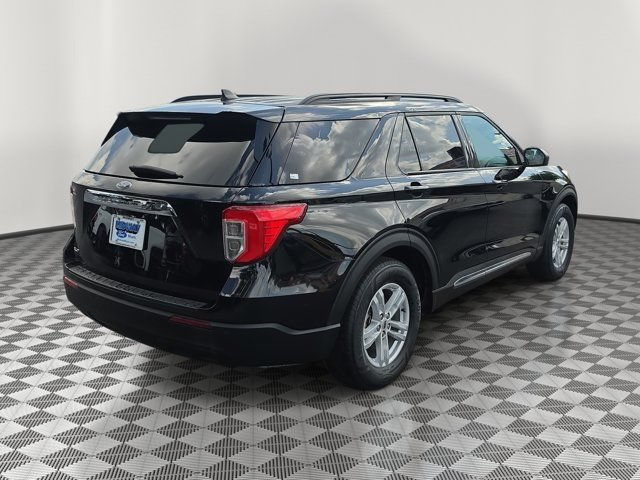 Certified 2023 Ford Explorer XLT RWD image 6