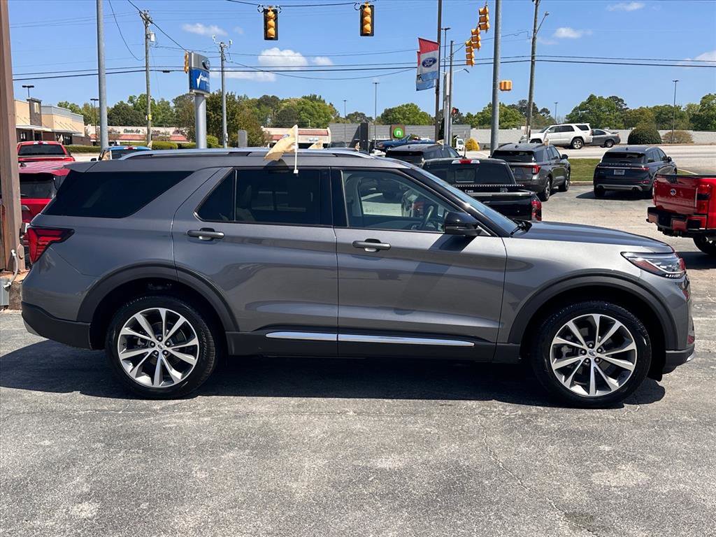 Certified 2025 Ford Explorer Platinum w/ Ultimate Package image 2