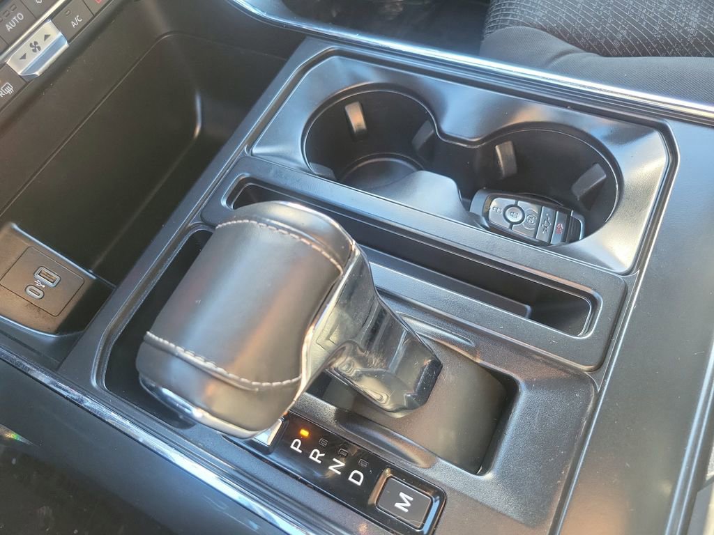 Certified 2022 Ford F150 XLT w/ Equipment Group 302A High image 19