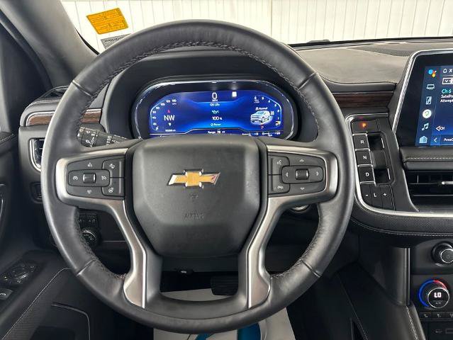 Used 2022 Chevrolet Suburban Premier AWD/4WD image 16