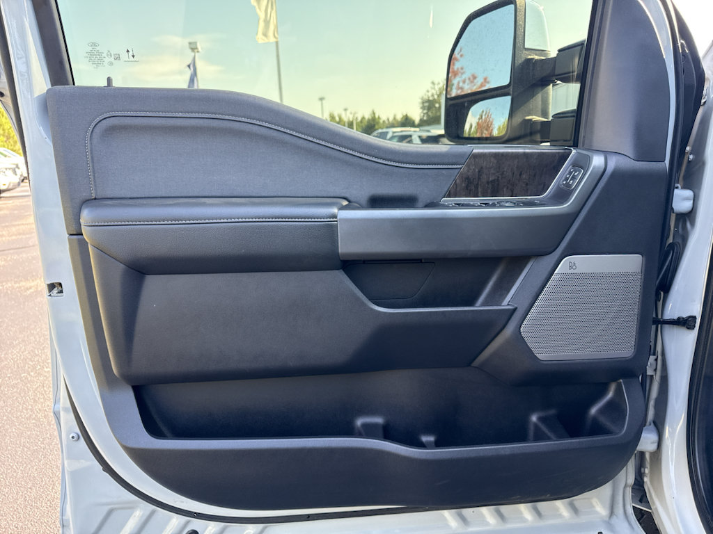 Certified 2025 Ford F350 Lariat w/ Lariat Ultimate Package AWD/4WD image 10
