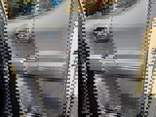 Used 2020 Toyota Tacoma TRD Off-Road image 33