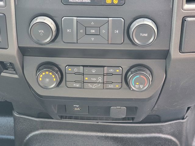 Certified 2020 Ford F250 XL w/ STX Appearance Package image 19