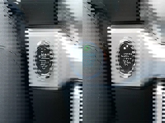 Certified 2024 Ford Expedition XLT image 26