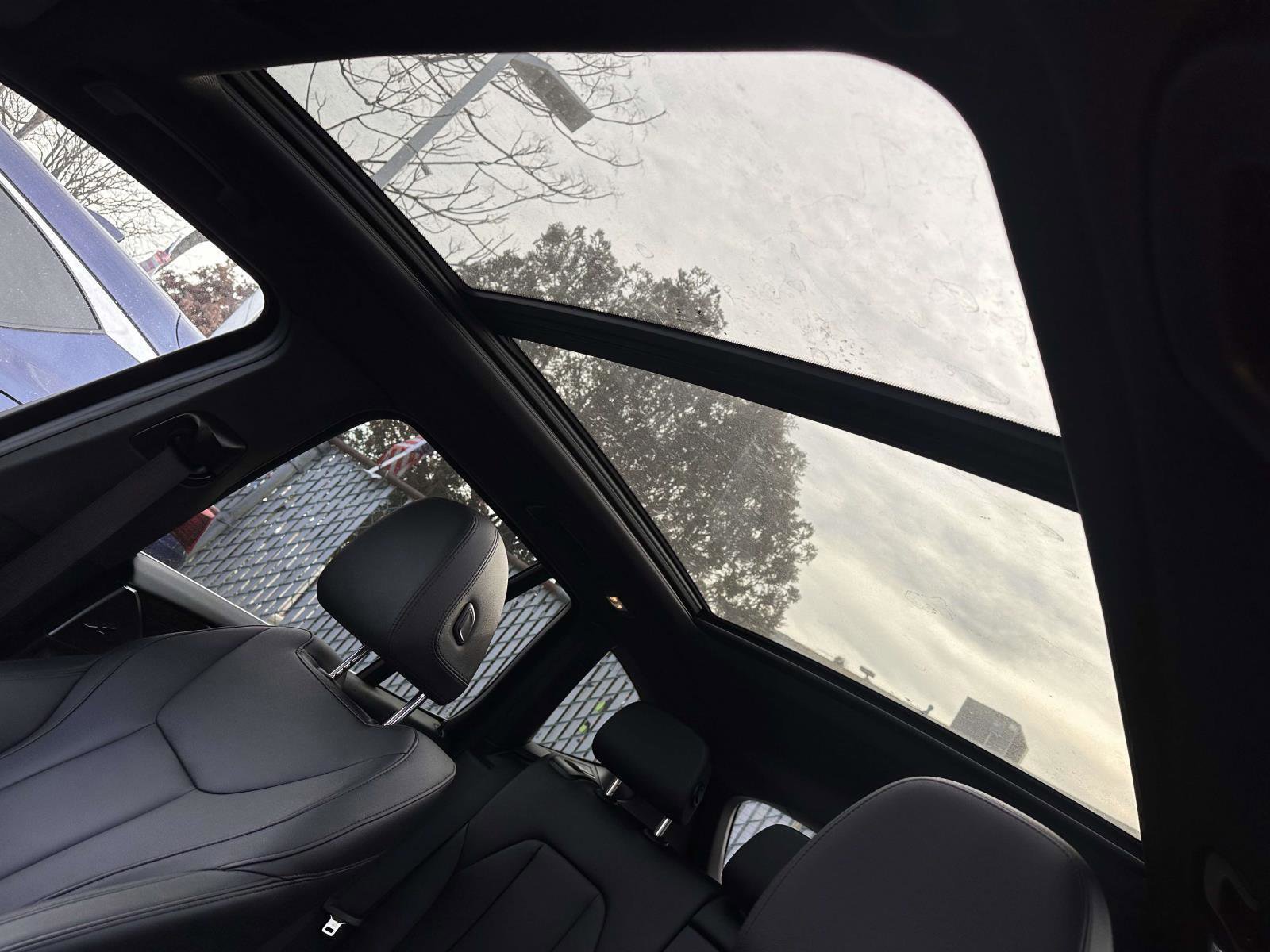 Used 2021 BMW X3 xDrive30i w/ Convenience Package image 9