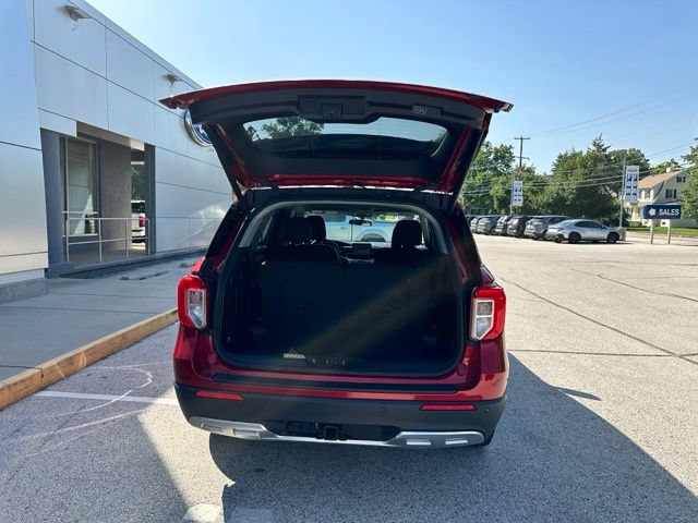 Certified 2023 Ford Explorer XLT w/ Equipment Group 202A AWD/4WD image 16