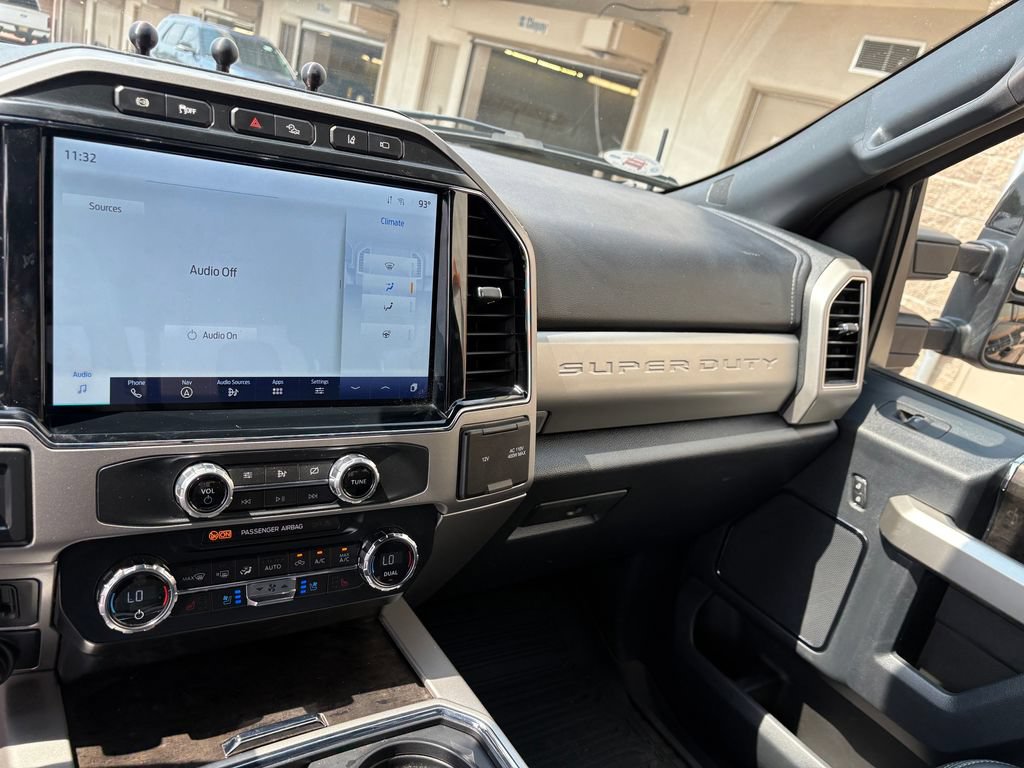 Certified 2022 Ford F250 Lariat w/ Tremor Off-Road Package AWD/4WD image 23