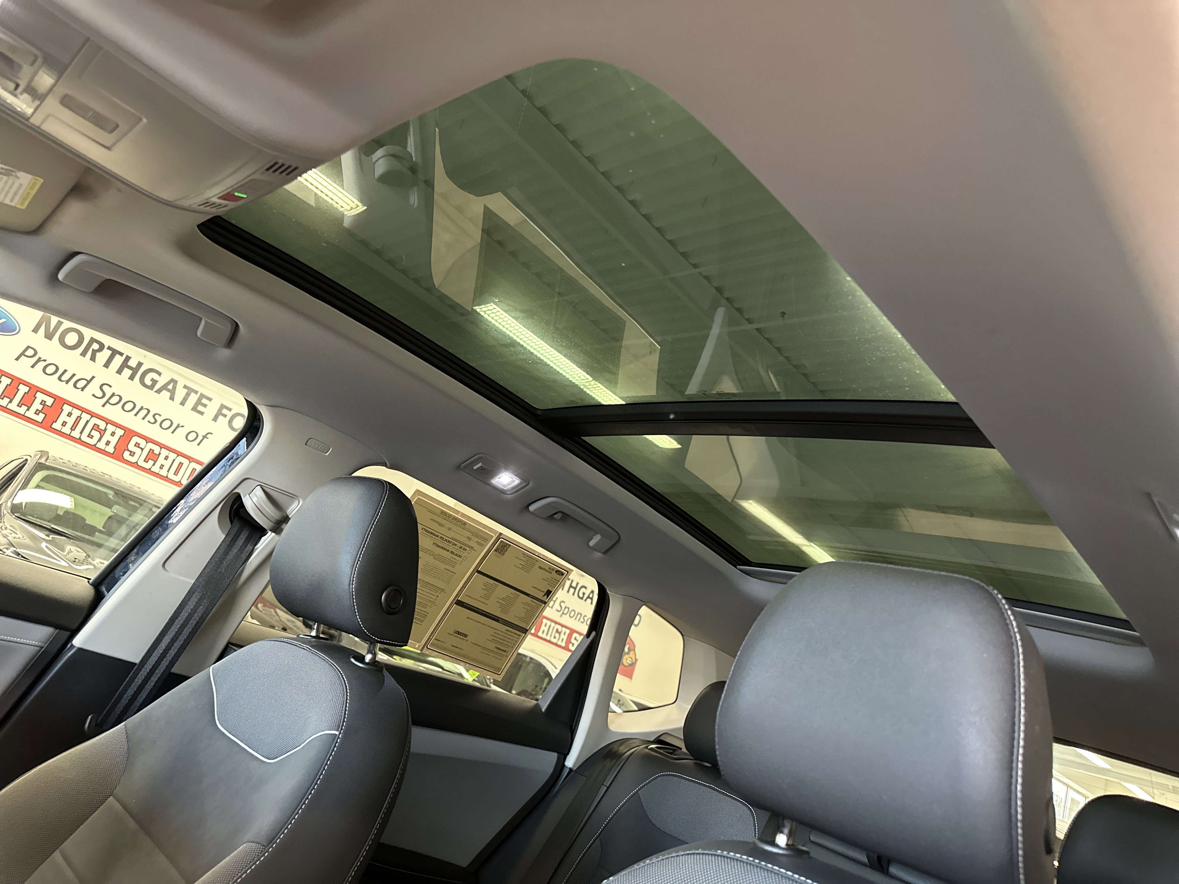 Used 2024 Volkswagen Taos SE image 13