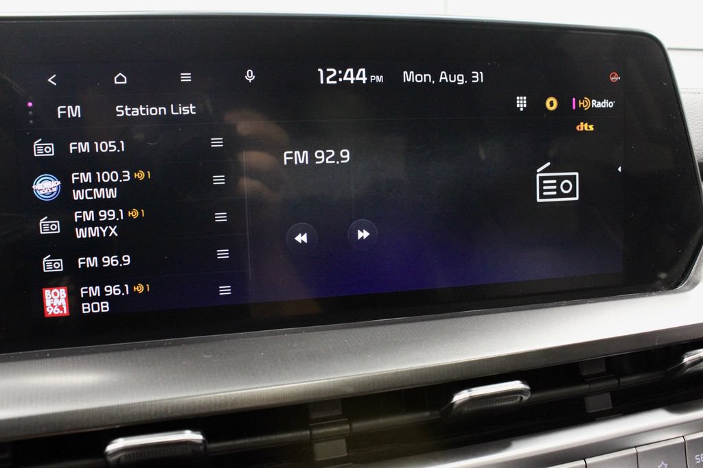 Used 2025 Kia Telluride S AWD/4WD image 4