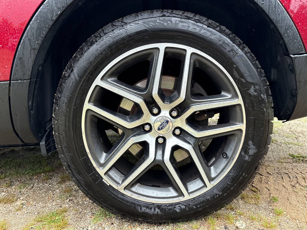 Certified 2017 Ford Explorer Sport w/ Equipment Group 401A AWD/4WD image 13