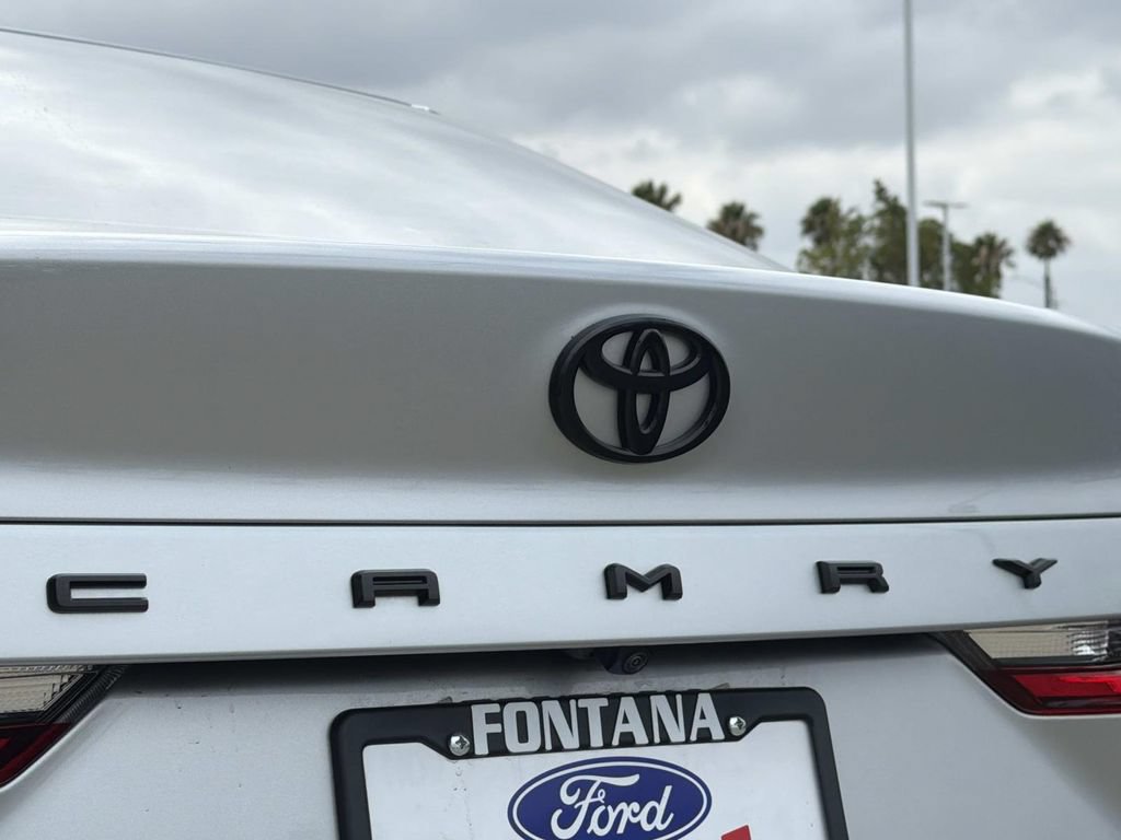 Used 2026 Toyota Camry LE w/ Convenience Package FWD image 9