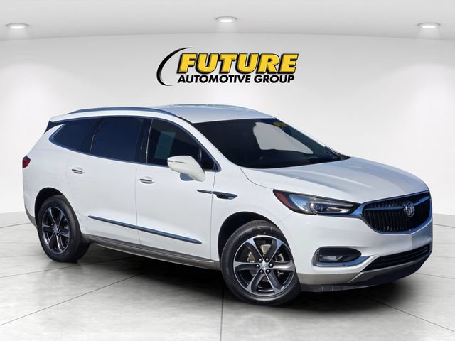 Used 2020 Buick Enclave Essence w/ LPO, Touring Package FWD image 1