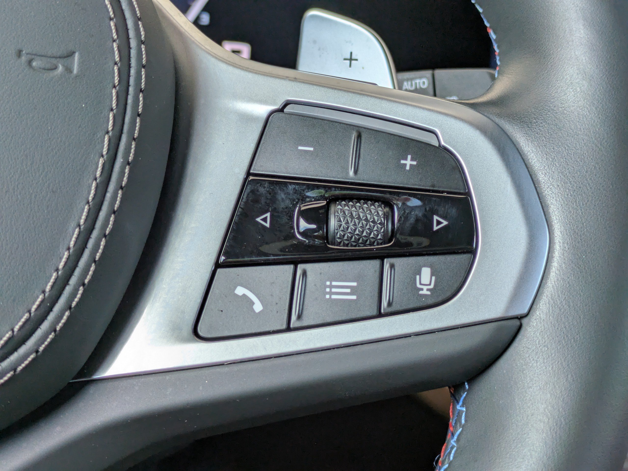 Used 2025 BMW X7 M60i AWD/4WD image 30