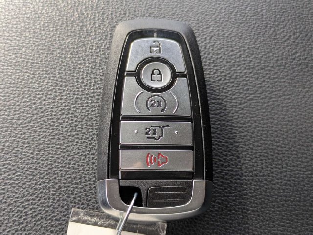Certified 2022 Ford Expedition XLT RWD image 30