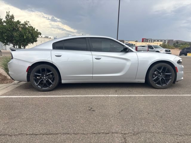 Used 2023 Dodge Charger SXT w/ Blacktop Package RWD image 4