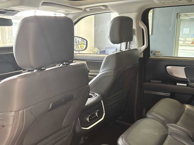Certified 2025 Ford Expedition Max Active AWD/4WD image 24