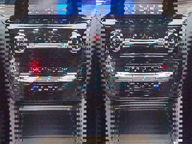 Certified 2023 Ford Explorer Limited w/ Limited Technology Package image 17