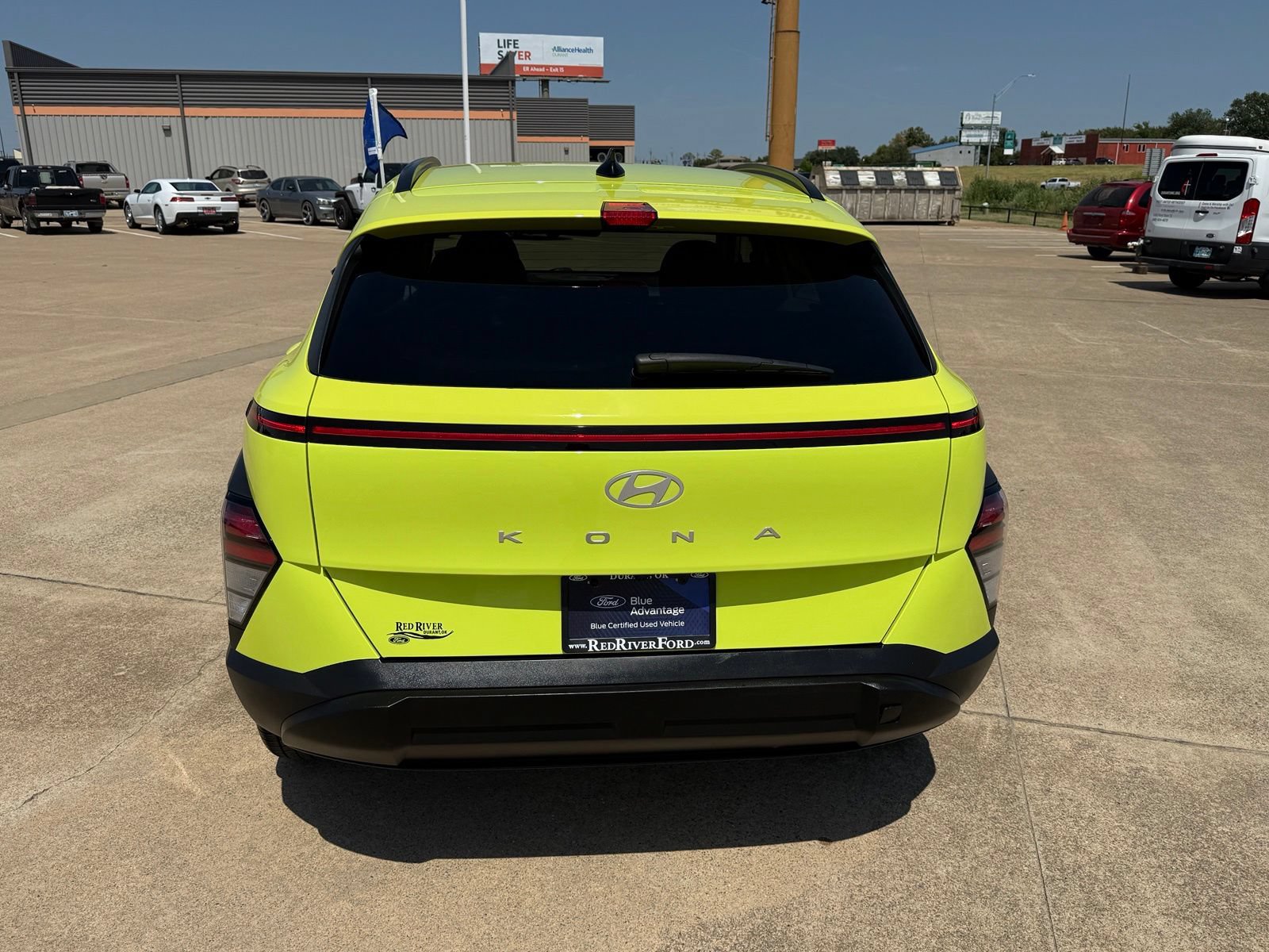 Used 2025 Hyundai Kona SEL FWD image 6