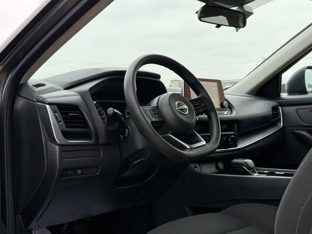 Used 2024 Nissan Rogue S AWD/4WD image 12