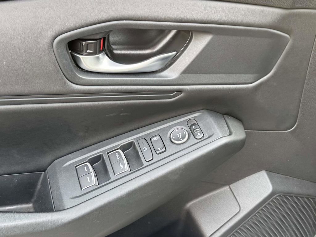 Used 2024 Honda Accord EX image 23