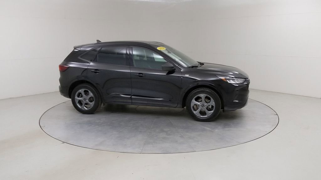 Certified 2024 Ford Escape ST-Line w/ Tech Pack #1 AWD/4WD image 12