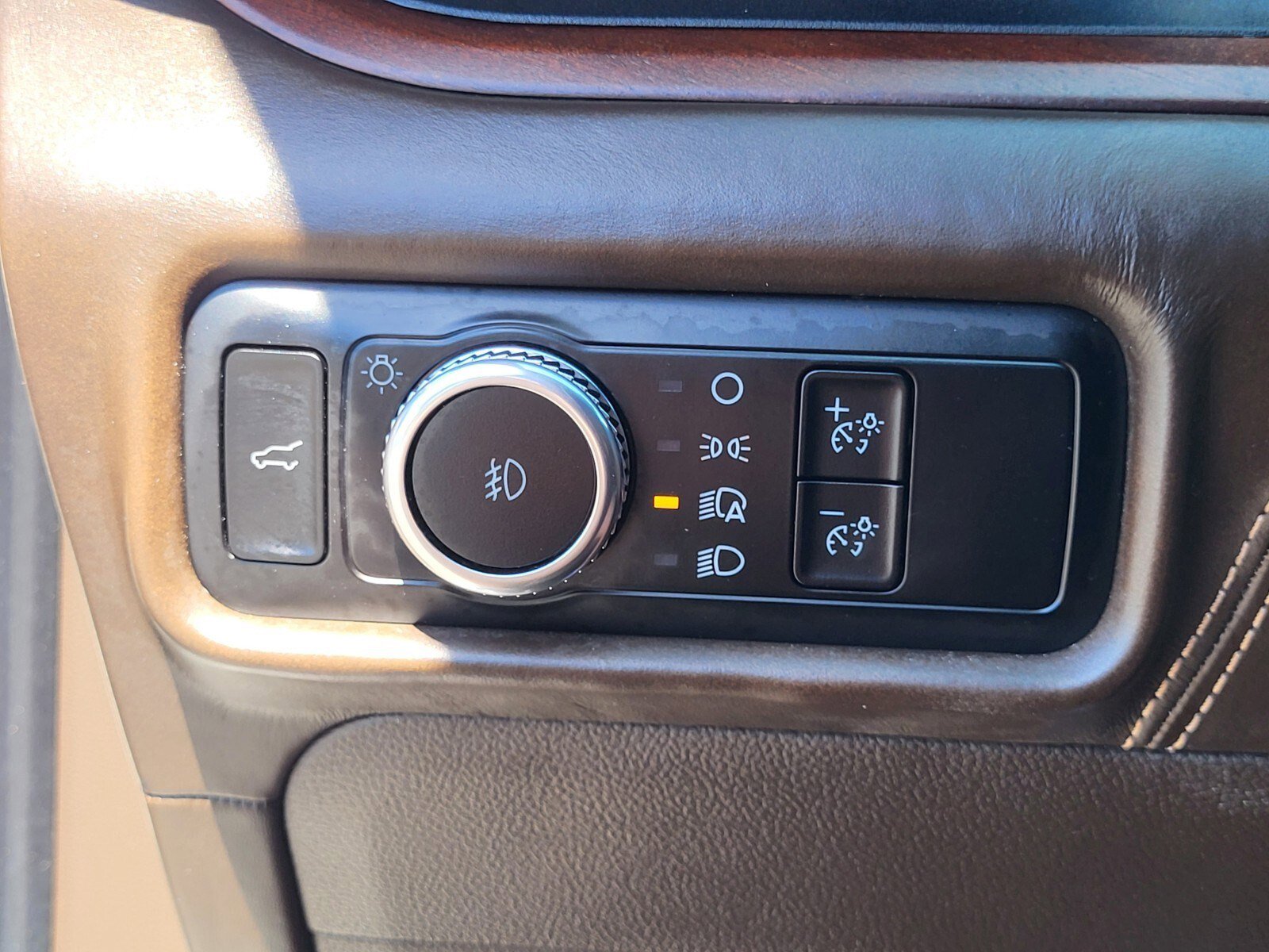 Certified 2023 Ford Explorer King Ranch w/ Technology Package image 24