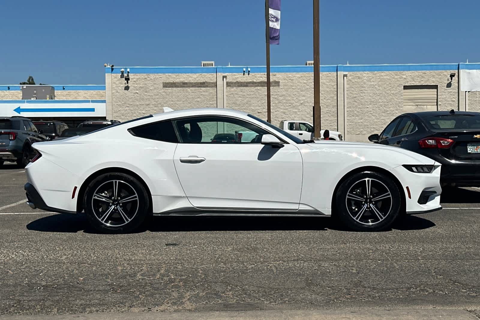 Certified 2024 Ford Mustang Coupe RWD image 9