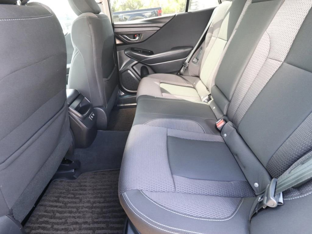 Used 2020 Subaru Outback Premium image 12