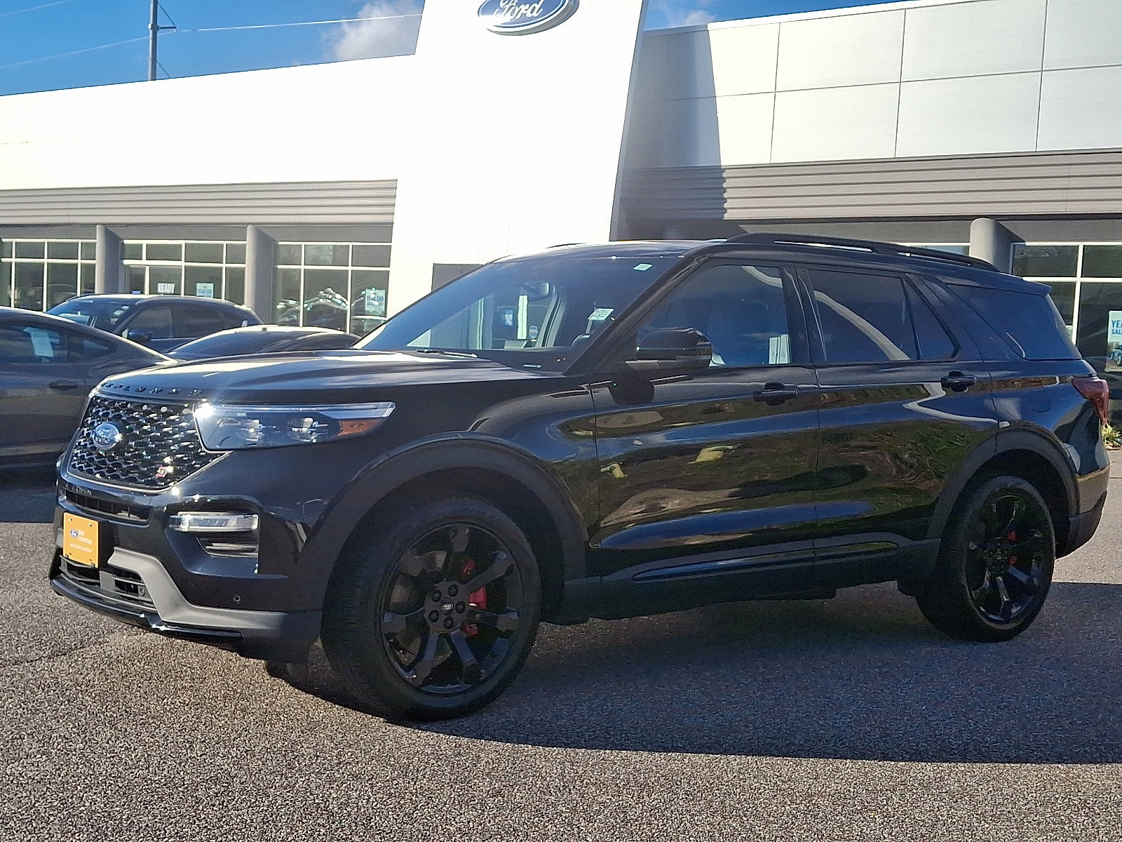 Certified 2024 Ford Explorer ST w/ Equipment Group 401A image 2