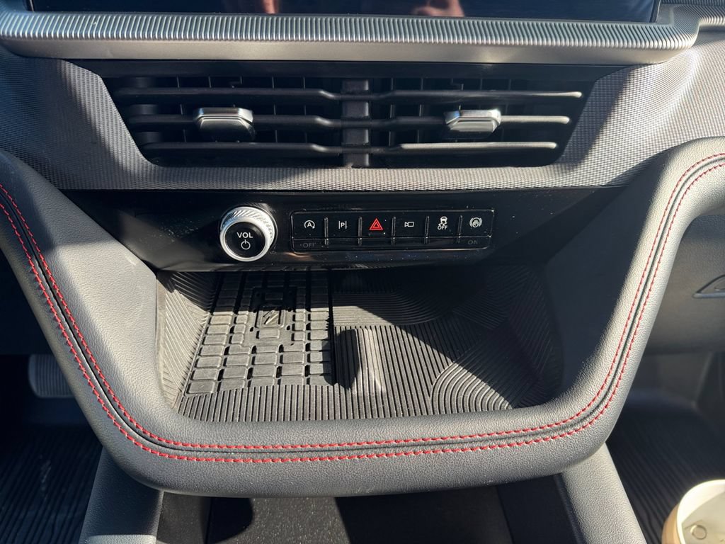 Certified 2025 Ford Explorer ST AWD/4WD image 24