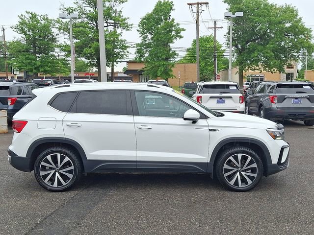 Used 2022 Volkswagen Taos SE AWD/4WD image 7