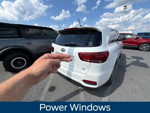 Used 2020 Kia Sorento LX AWD/4WD image 8