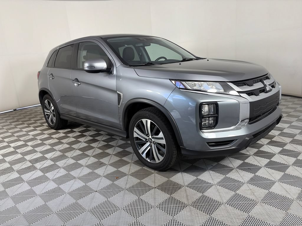 Used 2024 Mitsubishi Outlander Sport SE AWD/4WD image 1