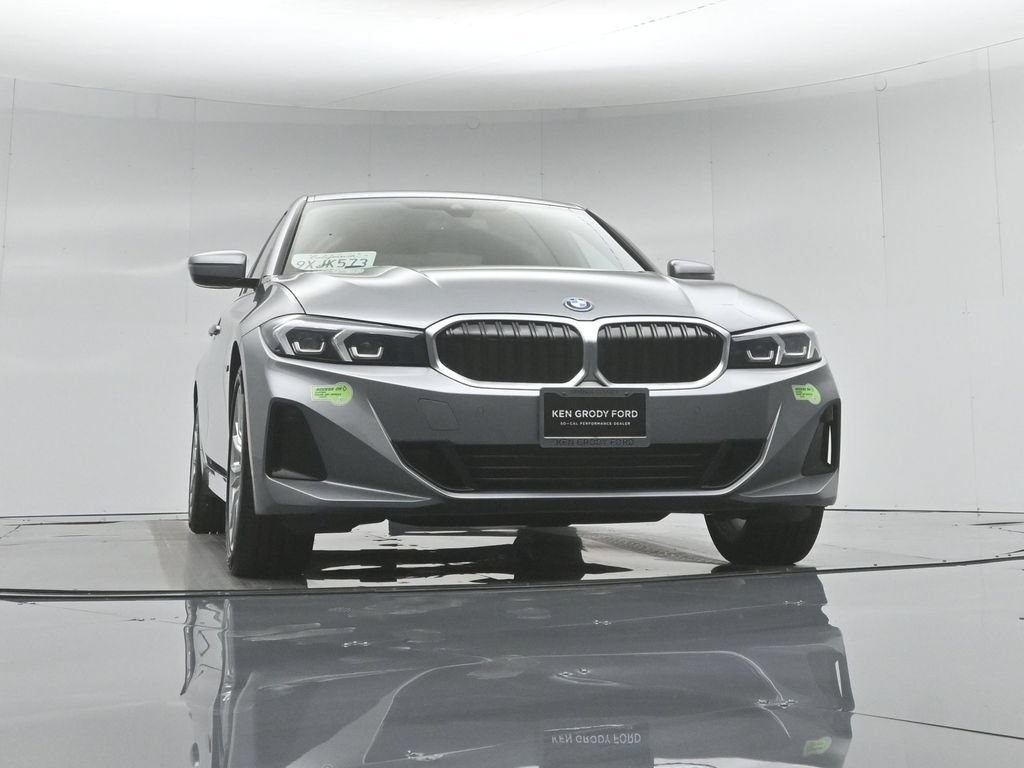 Used 2023 BMW 330e w/ Convenience Package RWD image 52