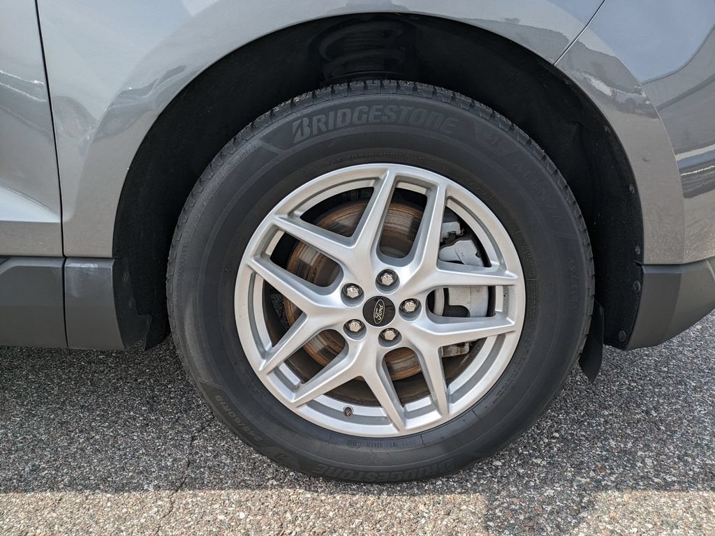 Certified 2024 Ford Edge SEL AWD/4WD image 11