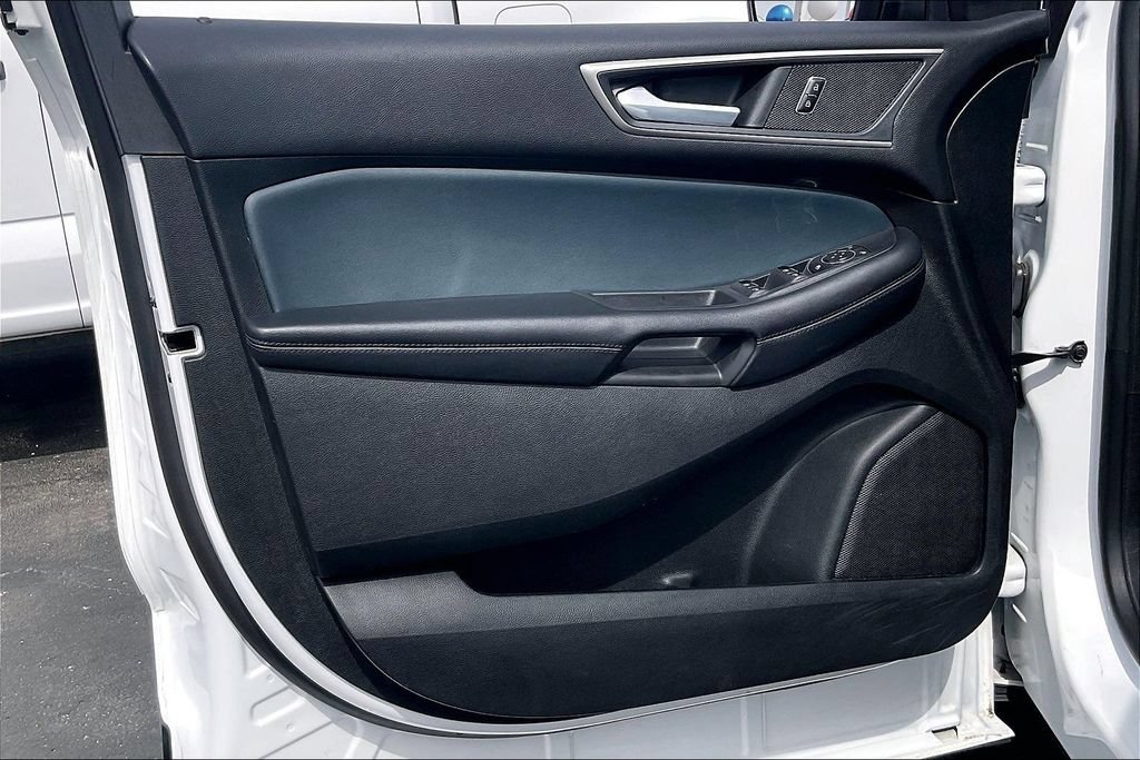 Certified 2023 Ford Edge SEL w/ Sport Appearance Package AWD/4WD image 22