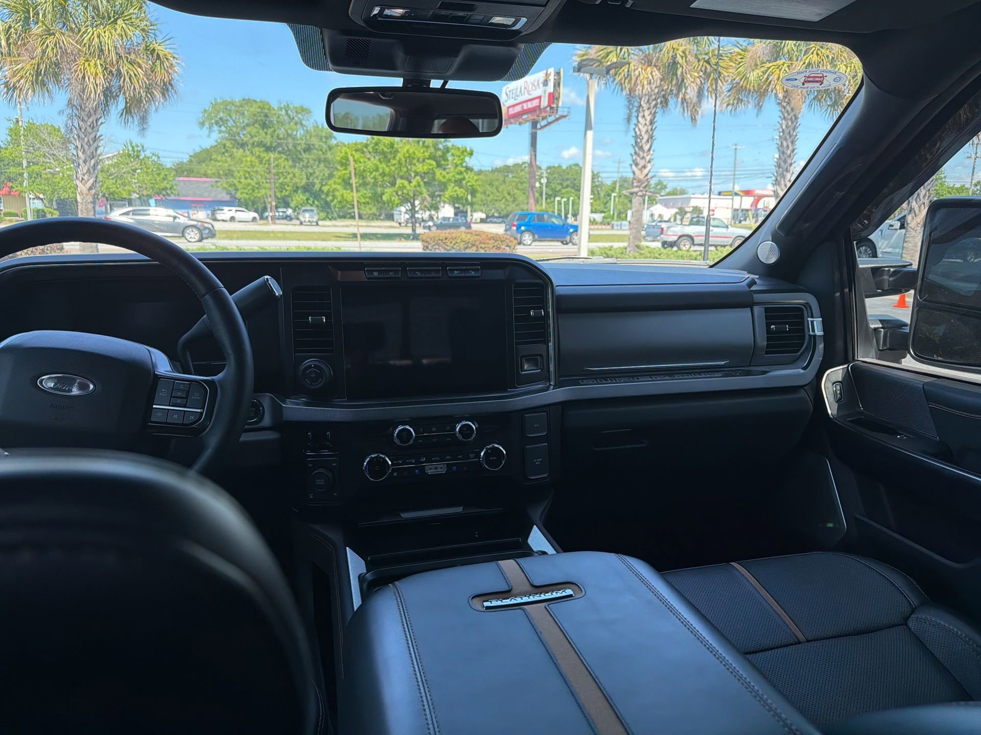 Certified 2024 Ford F250 Platinum AWD/4WD image 17
