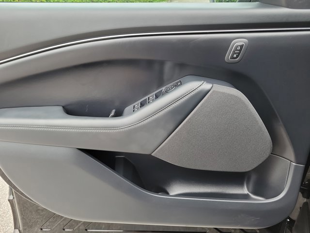 Certified 2025 Ford Mustang Mach-E Select RWD image 26